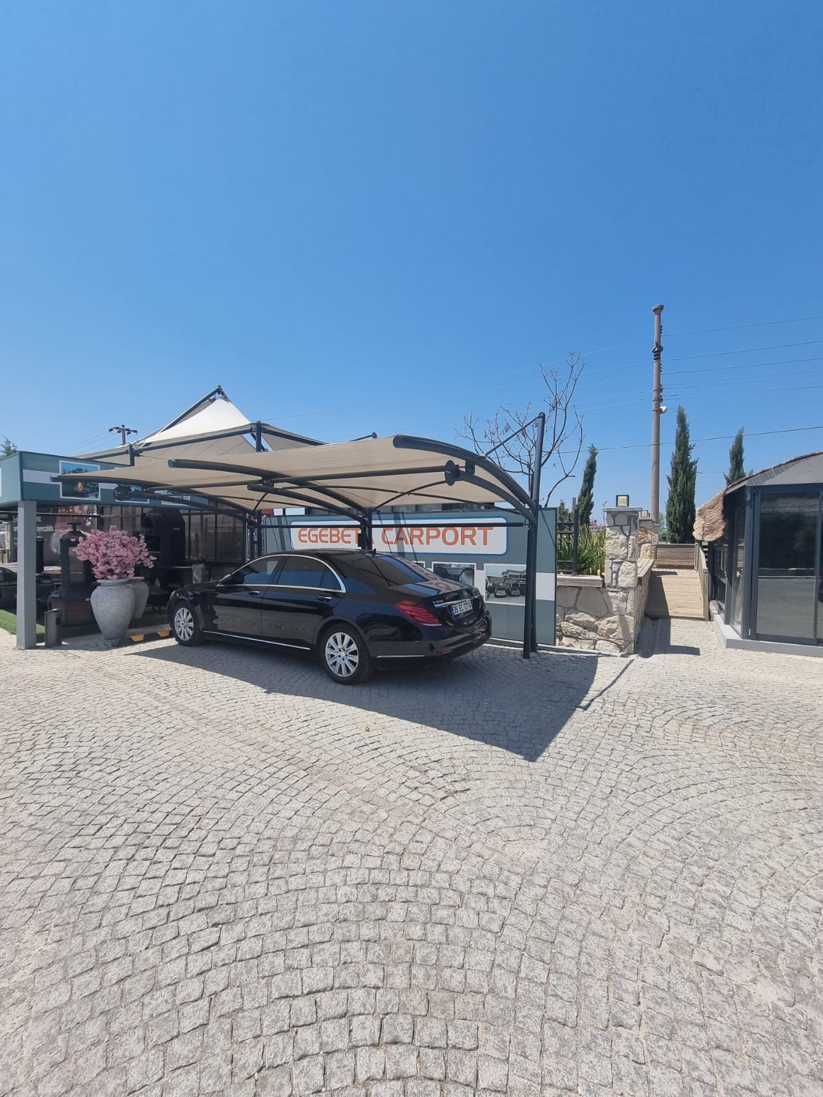 Single – Paralel park